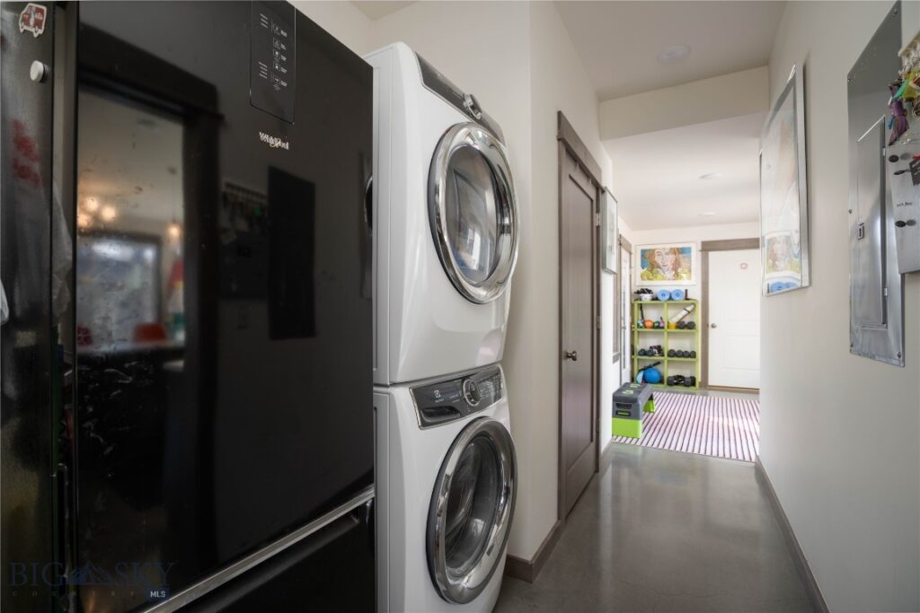 3376 Fen Way, Bozeman MT 59718