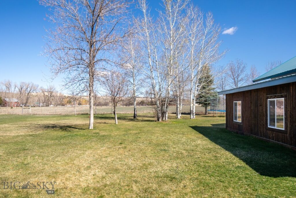 9150 Dry Creek Road, Belgrade MT 59714