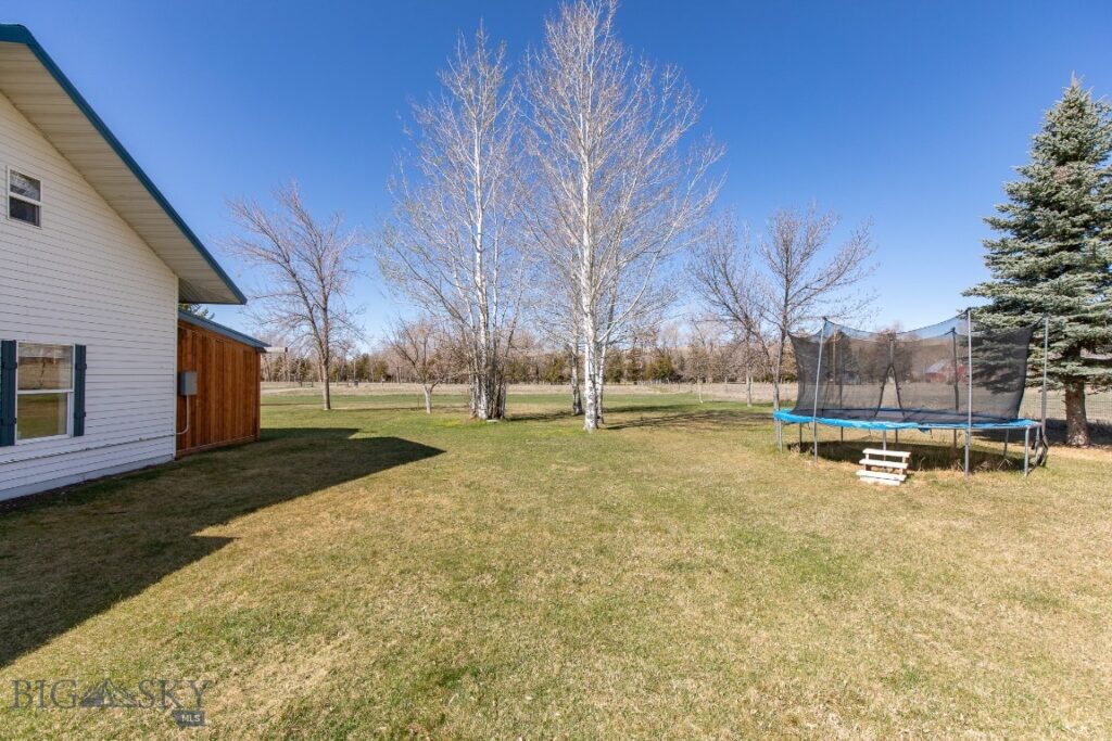 9150 Dry Creek Road, Belgrade MT 59714