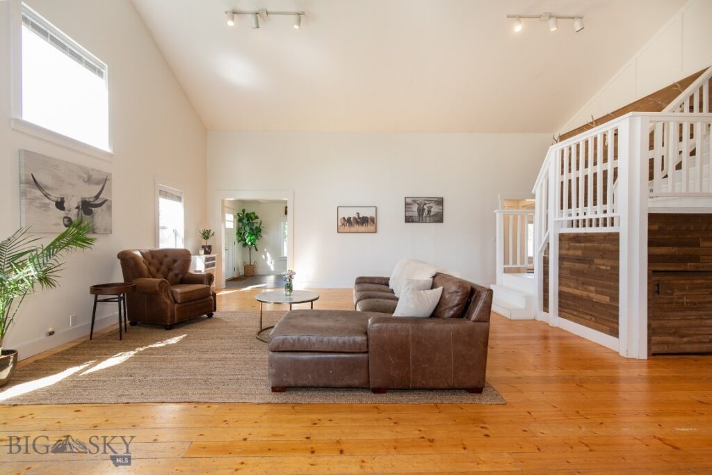 9150 Dry Creek Road, Belgrade MT 59714
