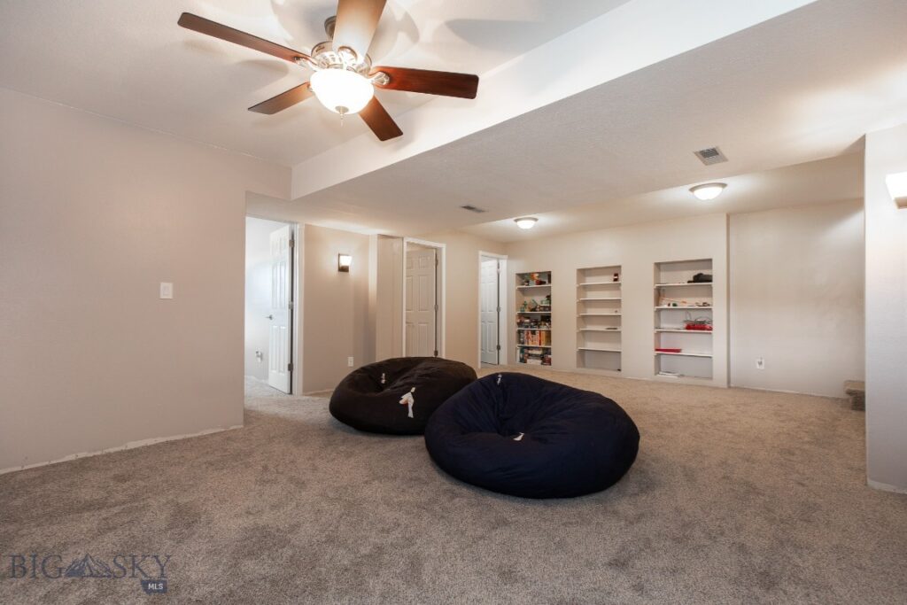 8116 Alamosa Circle, Bozeman MT 59718