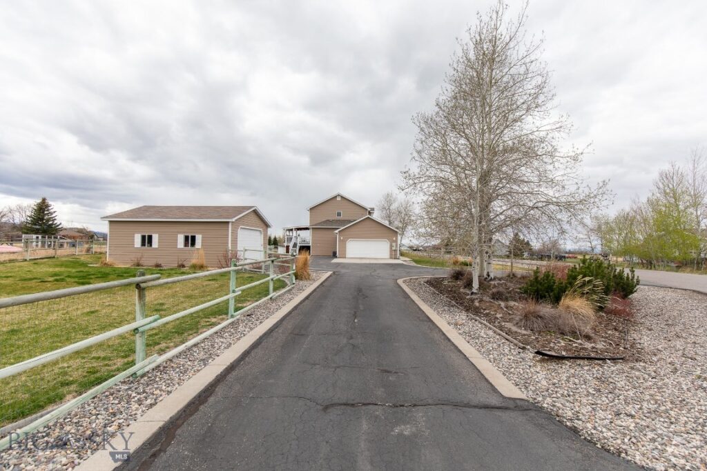 8116 Alamosa Circle, Bozeman MT 59718