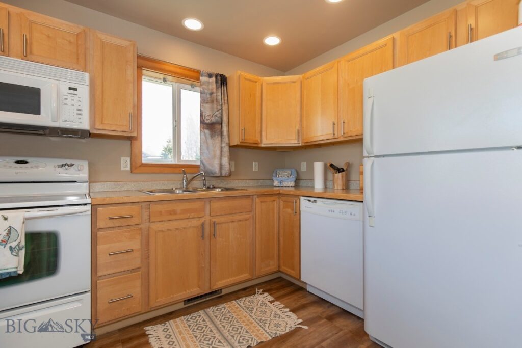 516 Circle F Trail, Bozeman MT 59718
