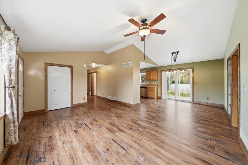 1109 Biehl Drive, Belgrade MT 59714