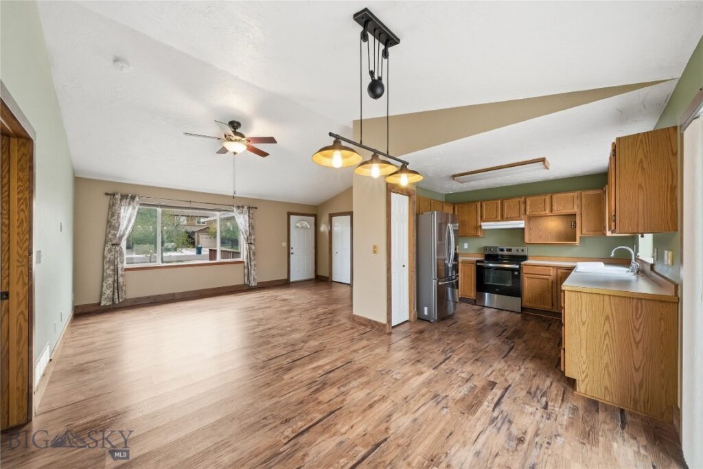 1109 Biehl Drive, Belgrade MT 59714