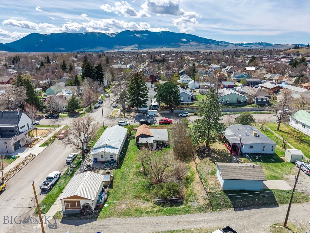 129 1/2 S I Street, Livingston MT 59047