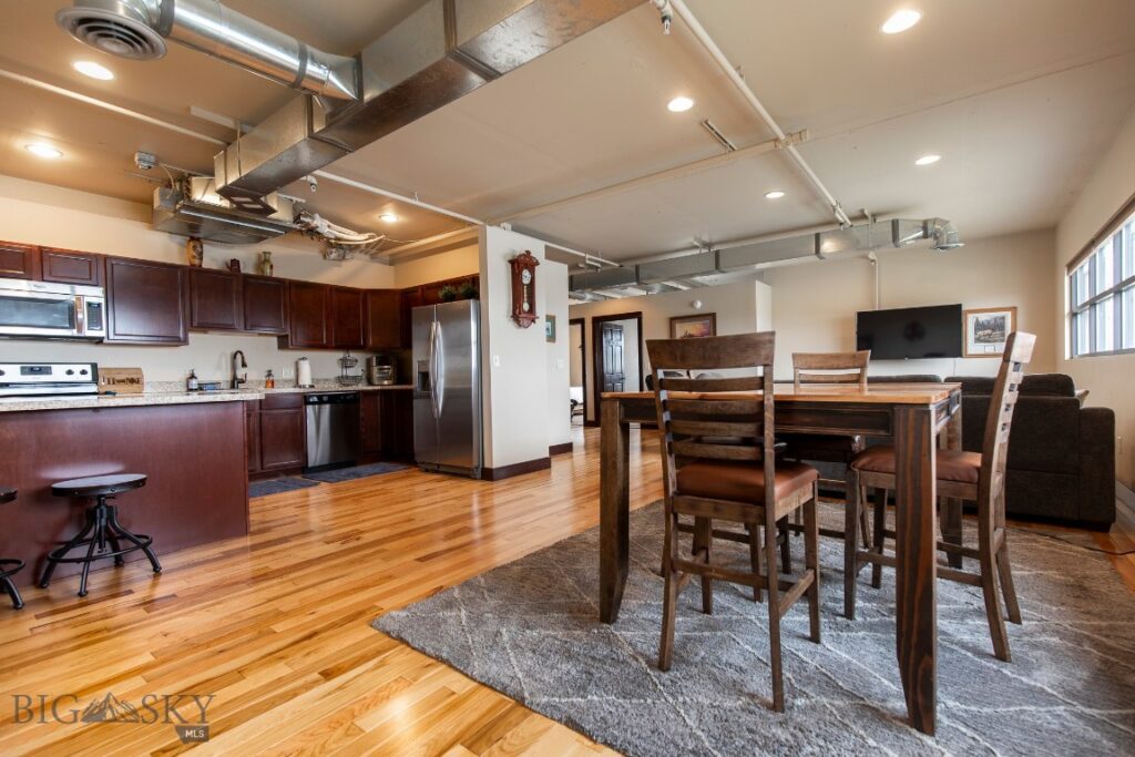 67 Village Drive, Belgrade MT 59714
