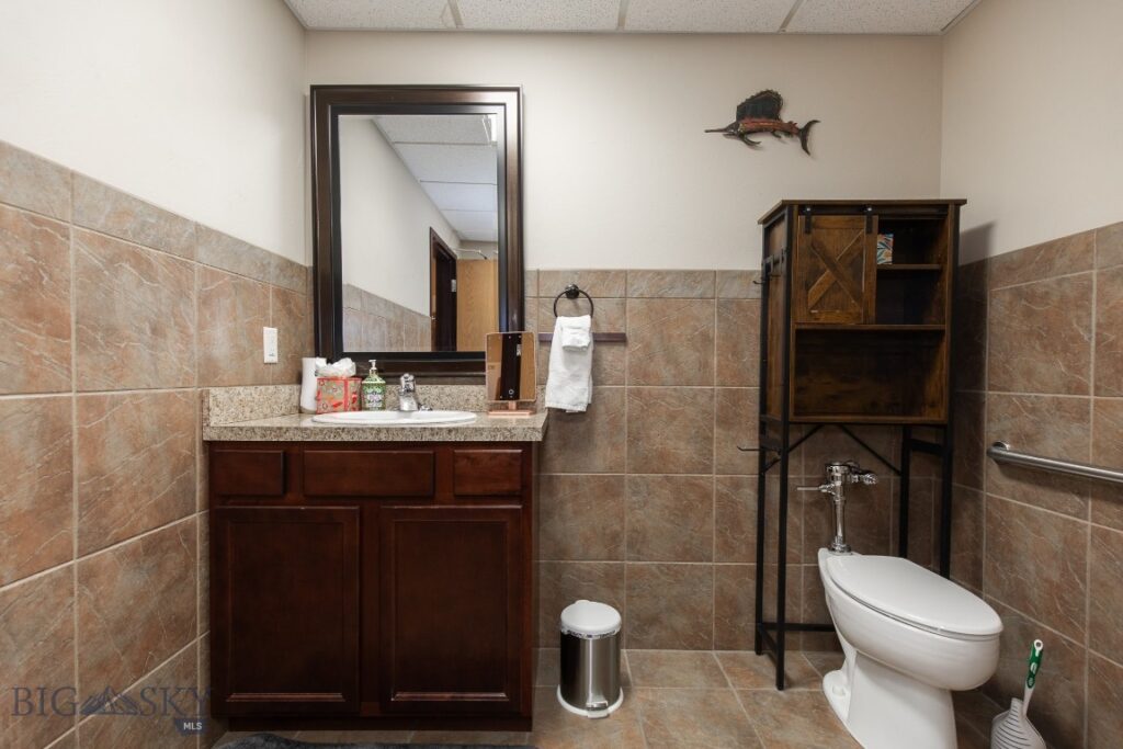 67 Village Drive, Belgrade MT 59714