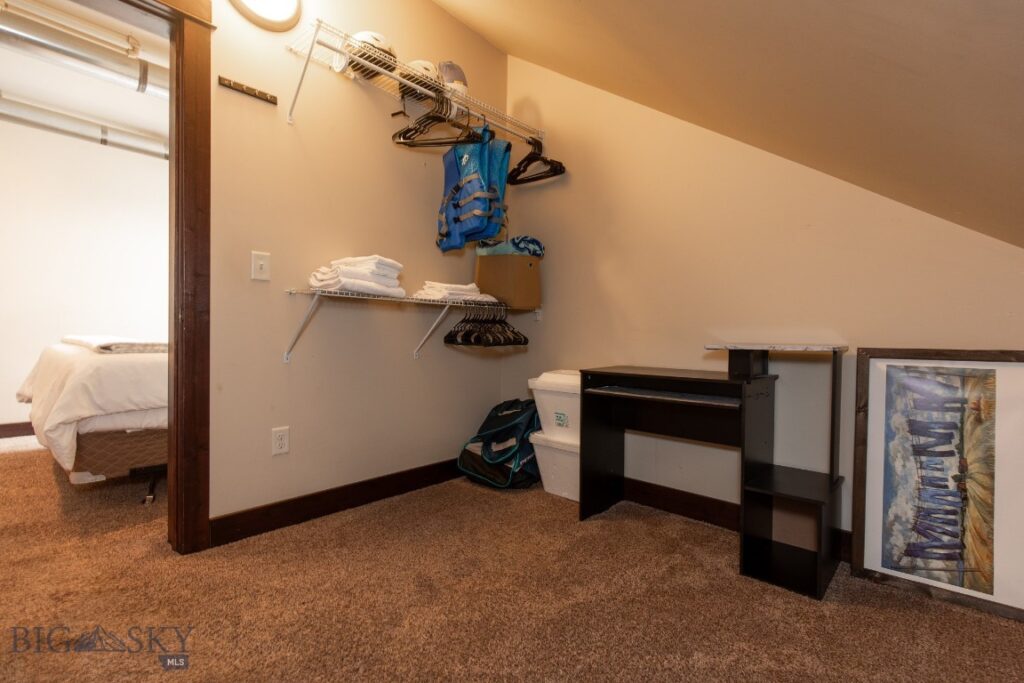 67 Village Drive, Belgrade MT 59714