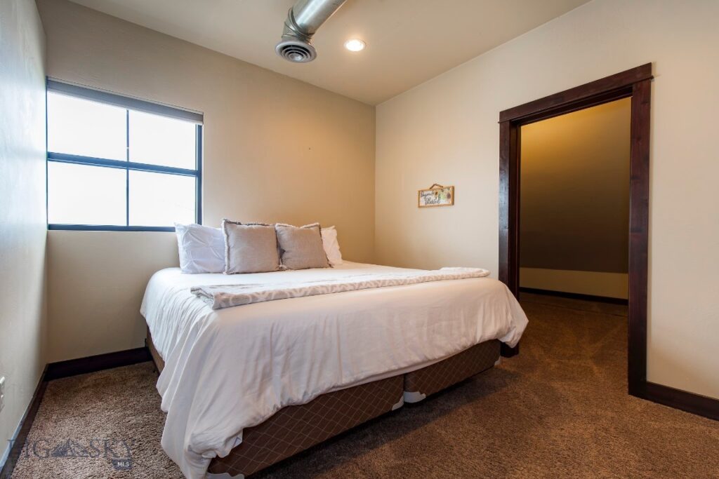 67 Village Drive, Belgrade MT 59714