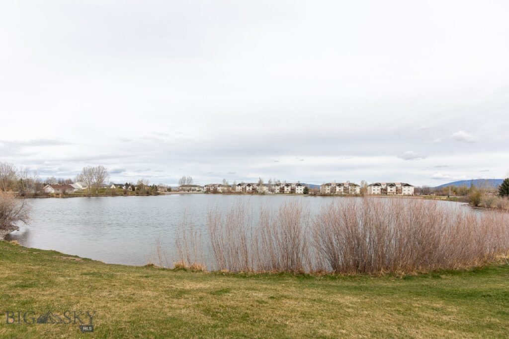 67 Village Drive, Belgrade MT 59714