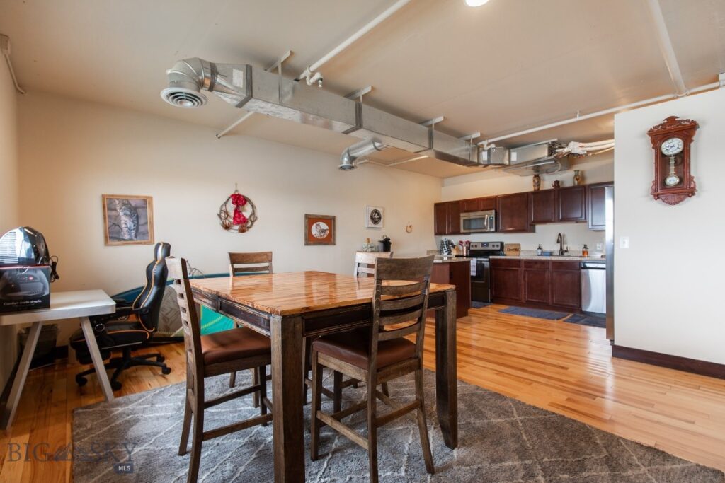 67 Village Drive, Belgrade MT 59714