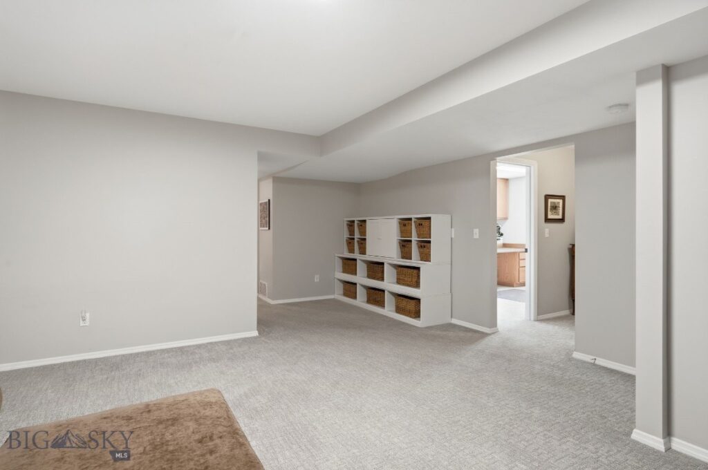 83 Poplar Drive, Bozeman MT 59718