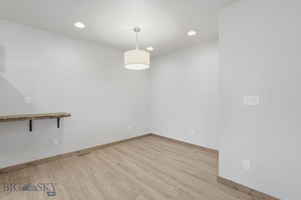 1305 Fozzie Lane, Belgrade MT 59714