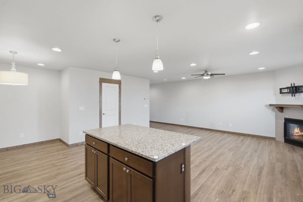 1305 Fozzie Lane, Belgrade MT 59714