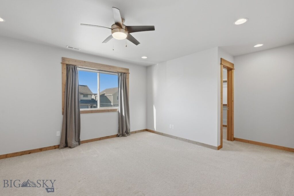 1305 Fozzie Lane, Belgrade MT 59714