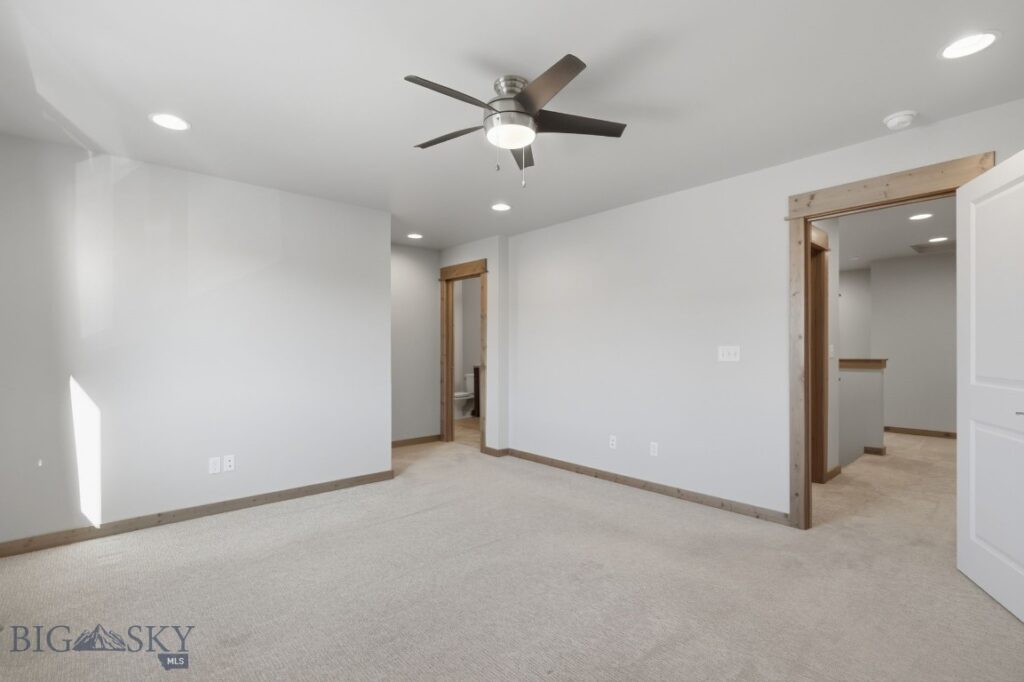 1305 Fozzie Lane, Belgrade MT 59714