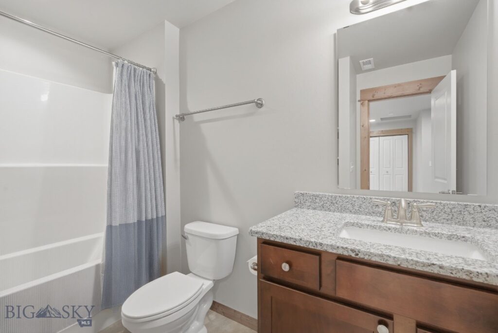 1305 Fozzie Lane, Belgrade MT 59714