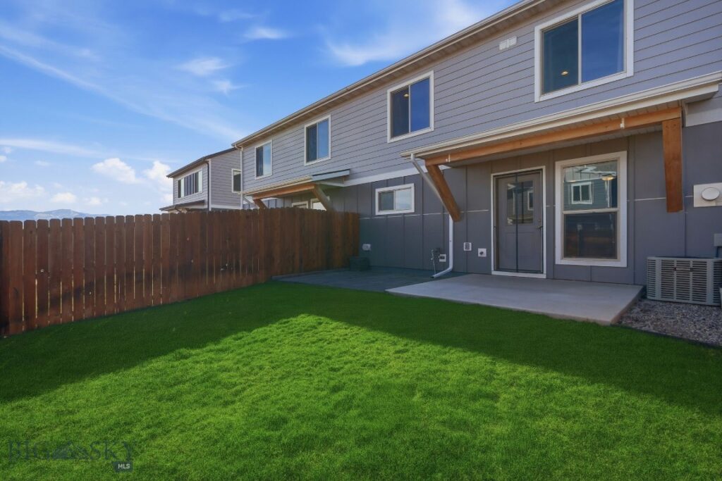 1305 Fozzie Lane, Belgrade MT 59714