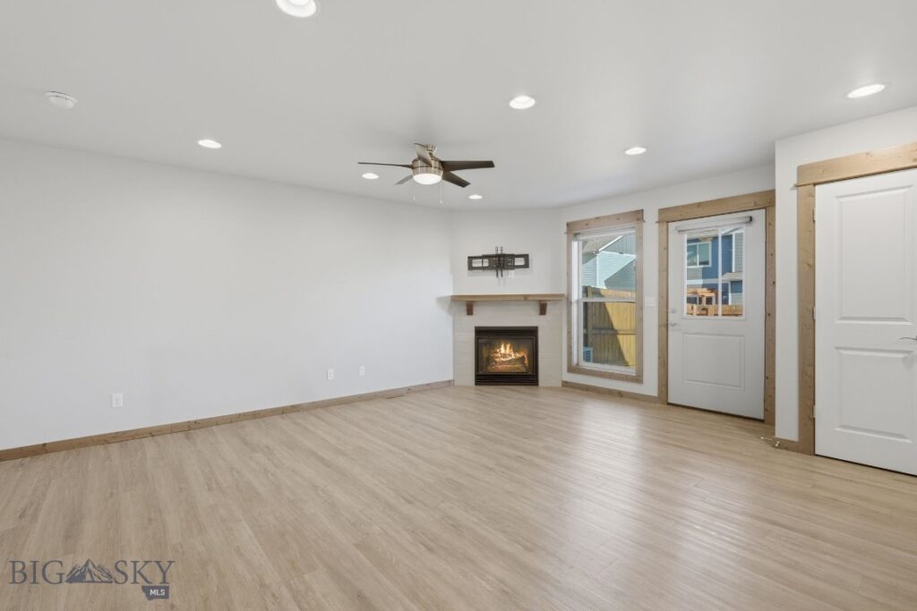 1305 Fozzie Lane, Belgrade MT 59714