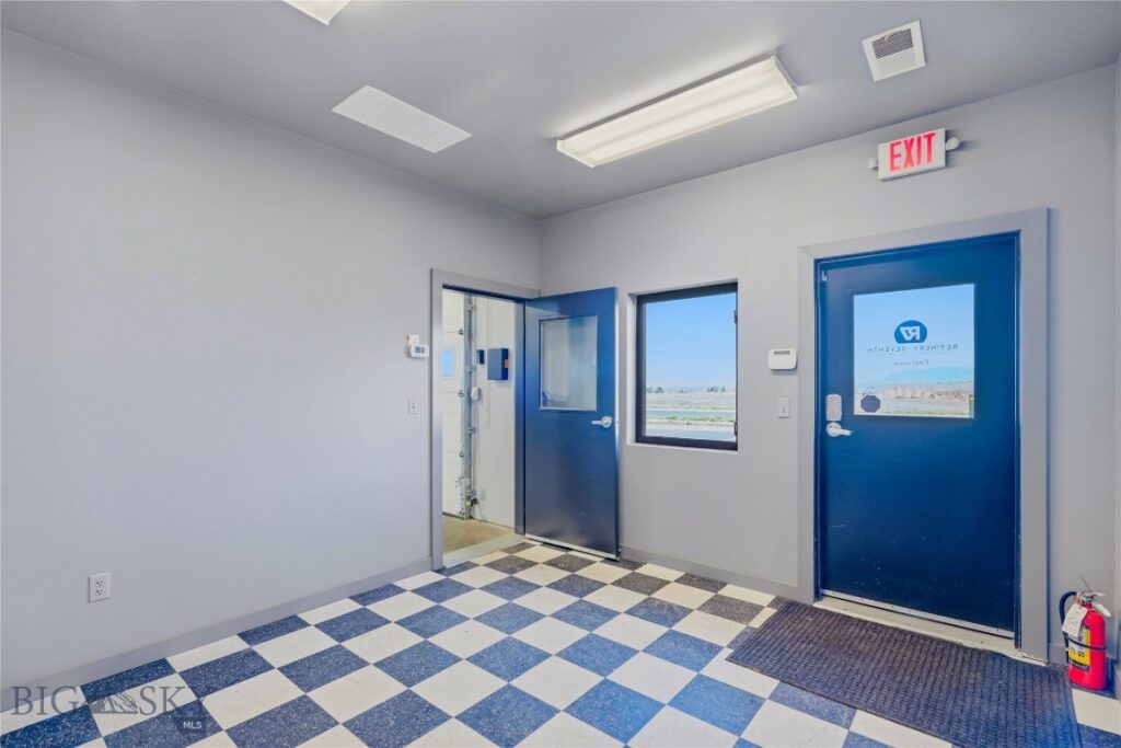 2777 N 7th Avenue, Bozeman MT 59715