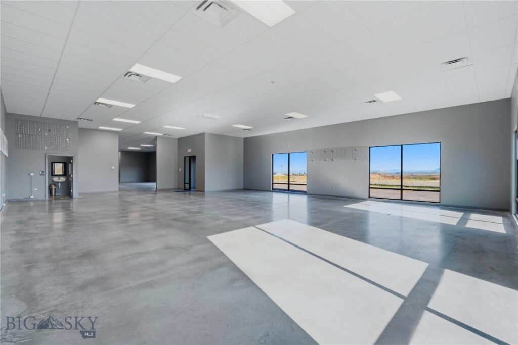 2777 N 7th Avenue, Bozeman MT 59715