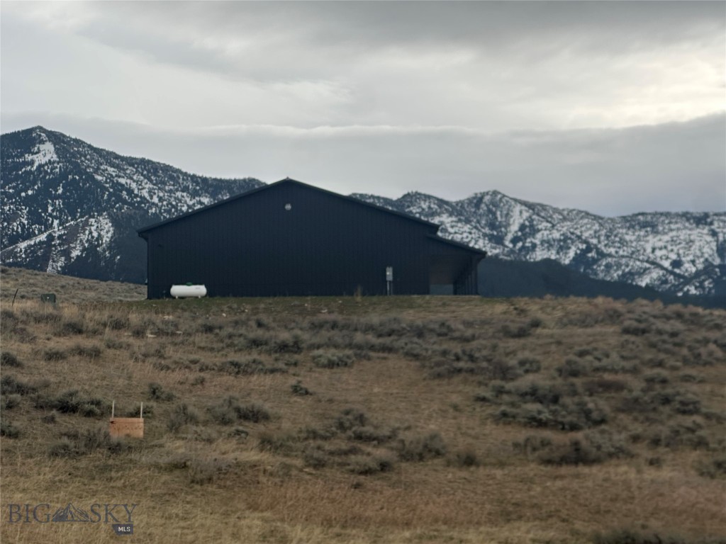 Springhill Vistas Ranch at Four Bar Ranches, Belgrade MT 59714