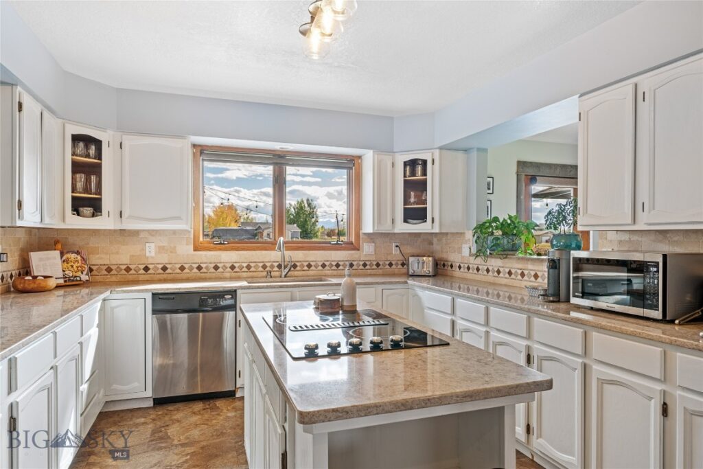 606 Frank Road, Belgrade MT 59714