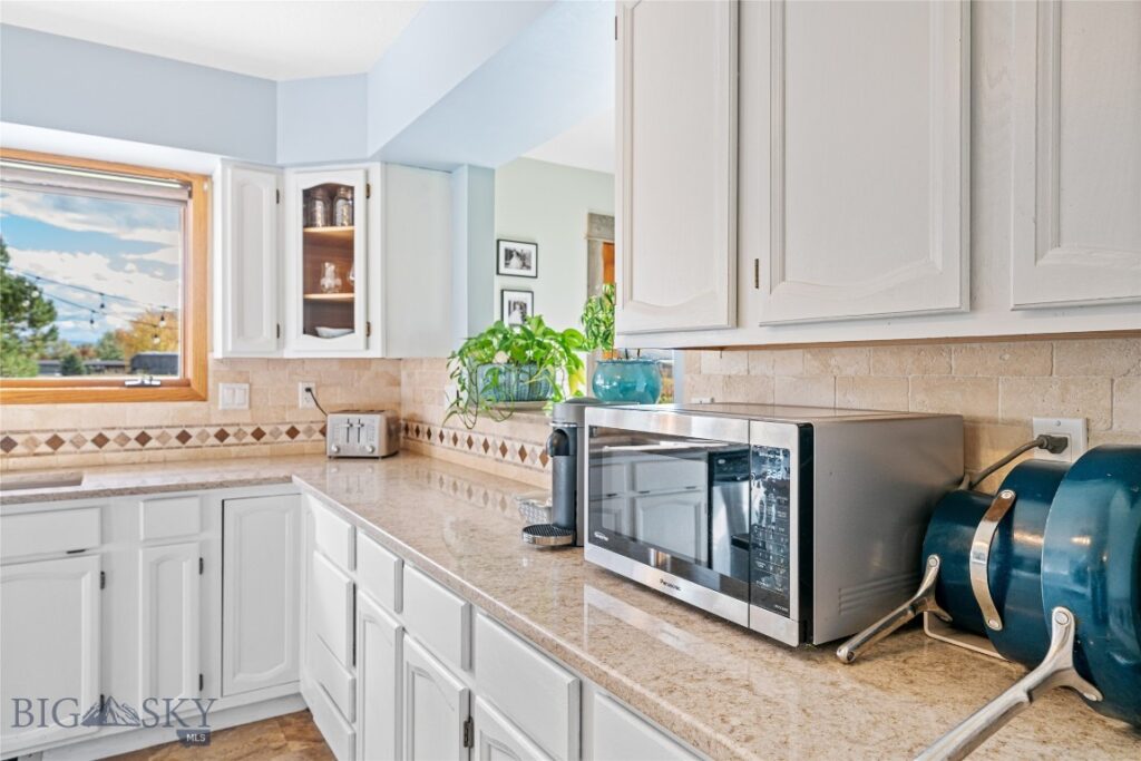 606 Frank Road, Belgrade MT 59714