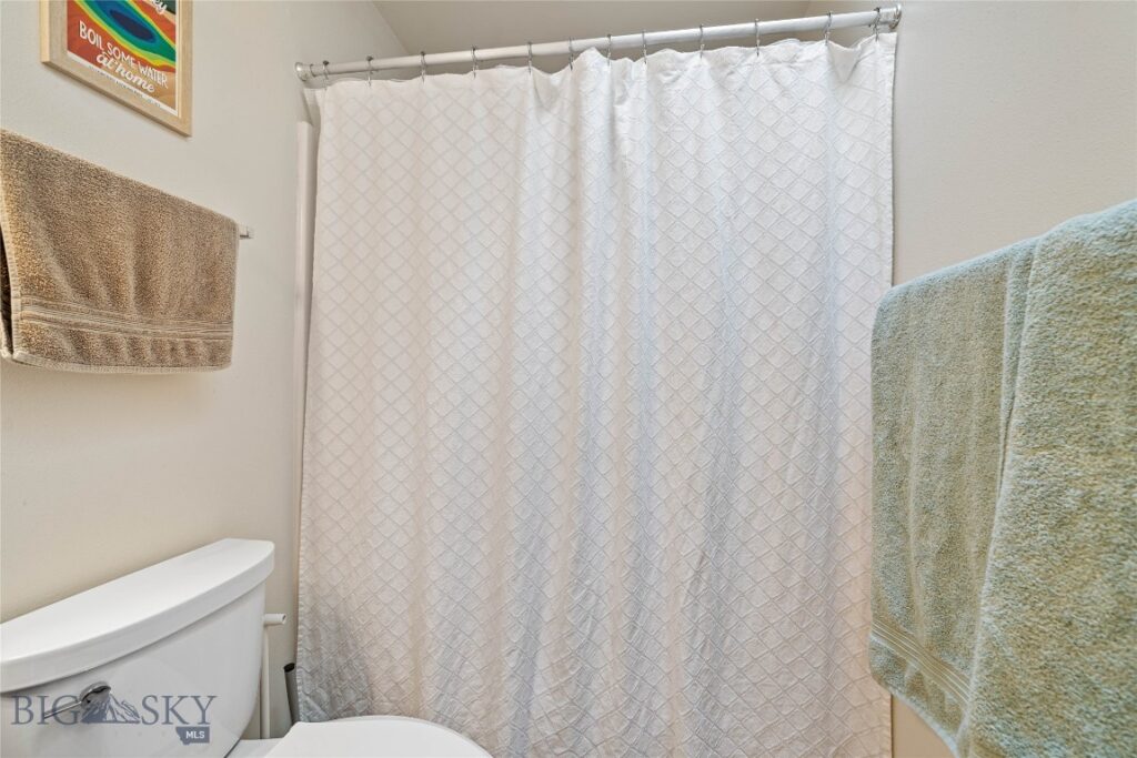 606 Frank Road, Belgrade MT 59714