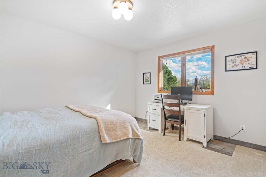 606 Frank Road, Belgrade MT 59714