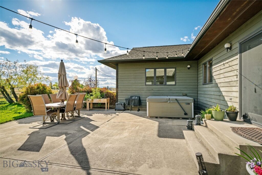 606 Frank Road, Belgrade MT 59714