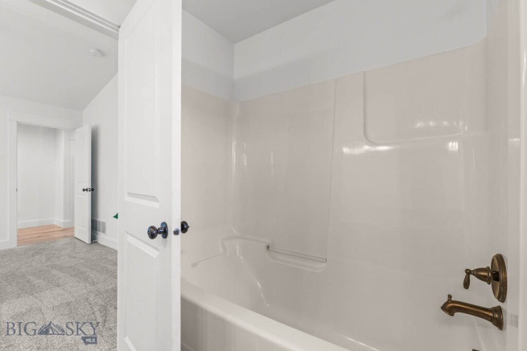 57 Ridgeline Lane, Bozeman MT 59718