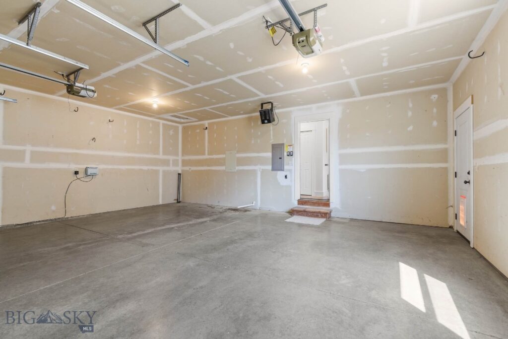57 Ridgeline Lane, Bozeman MT 59718