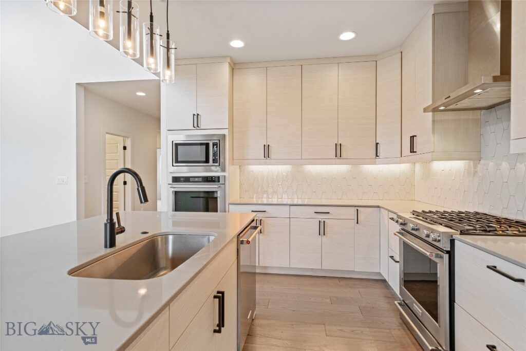 2184 Dennison Lane, Bozeman MT 59718