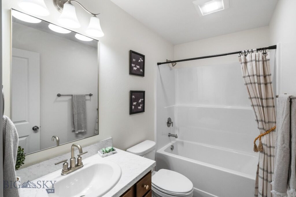 705 Spaniel Lane, Belgrade MT 59714