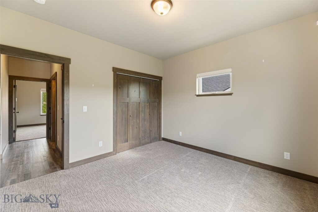 1215 Sweetgrass Lane, Livingston MT 59047