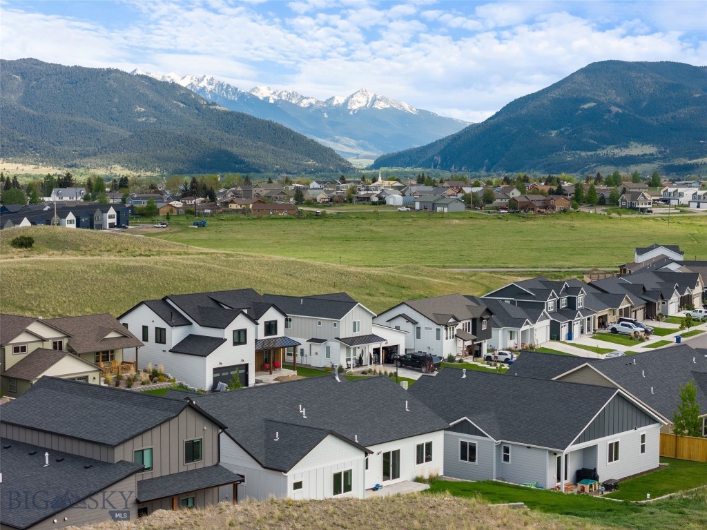 1215 Sweetgrass Lane, Livingston MT 59047