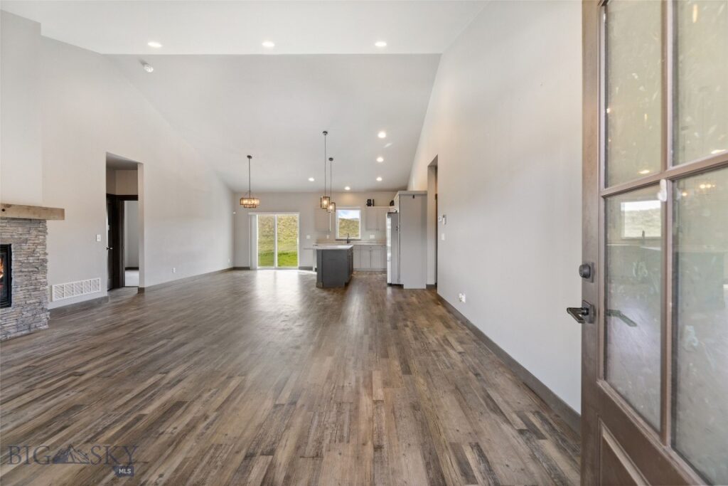 1215 Sweetgrass Lane, Livingston MT 59047