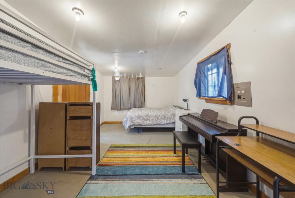 407 S 10th Avenue, Bozeman MT 59715