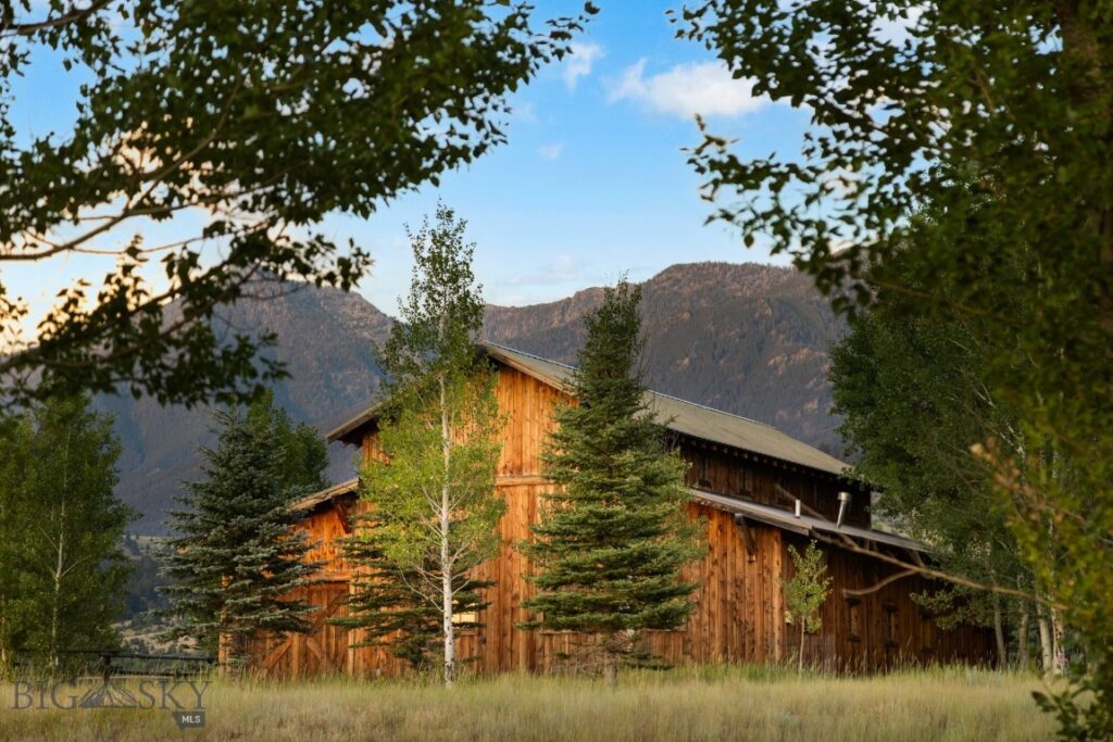 1921 E River Road, Livingston MT 59047