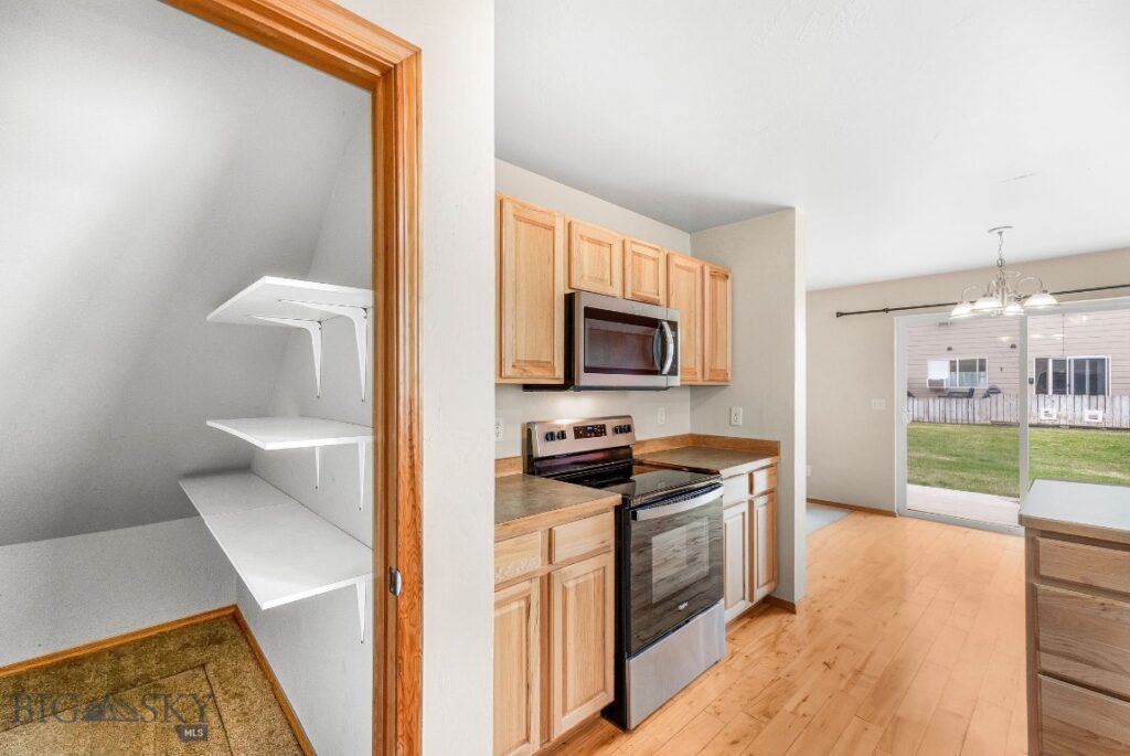 940 N River Rock Drive, Belgrade MT 59714