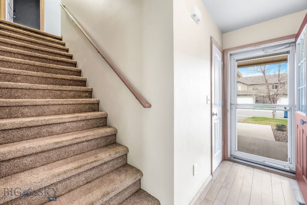 940 N River Rock Drive, Belgrade MT 59714