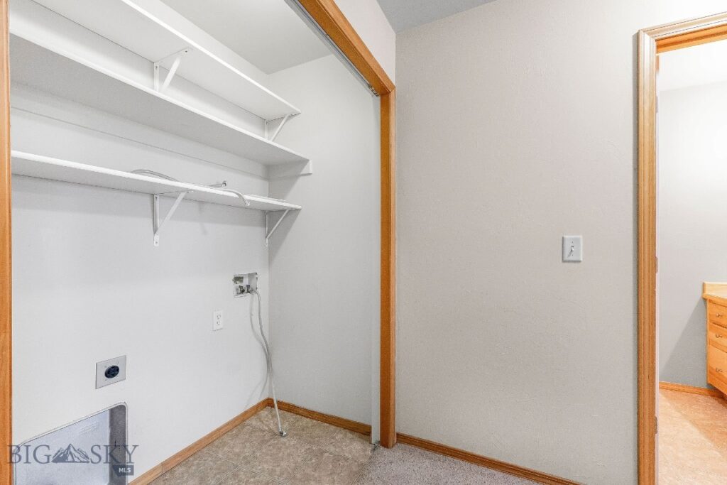 940 N River Rock Drive, Belgrade MT 59714