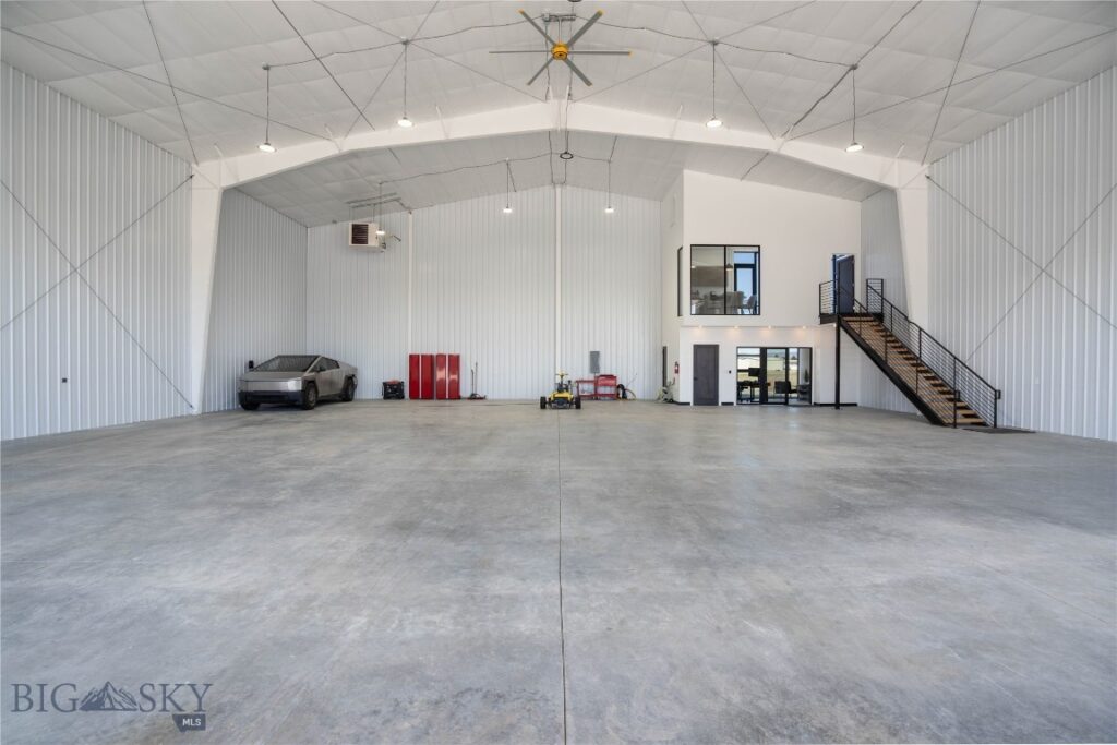 850 Gallatin Field Road, Belgrade MT 59714