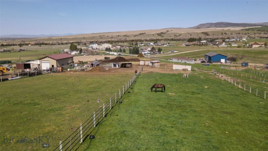 7135 Raven, Belgrade MT 59714