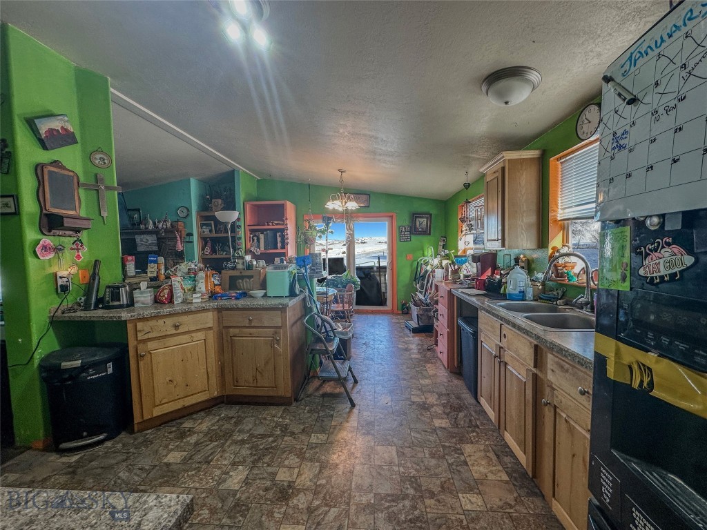7135 Raven, Belgrade MT 59714