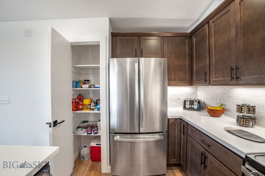 2440 Tschache Lane, Bozeman MT 59718