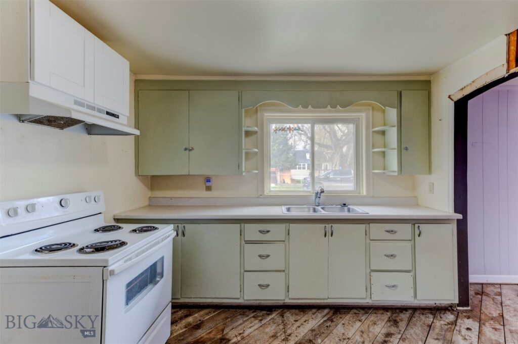 302 S G Street, Livingston MT 59047