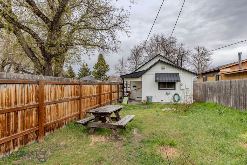 302 S G Street, Livingston MT 59047